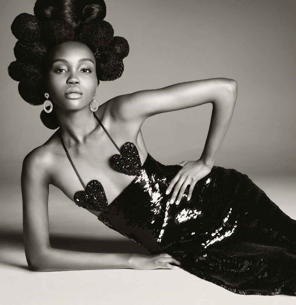 アート・デザイン・音楽 Extreme Beauty in Vogue アート・デザイン・音楽 Extreme Beauty in Vogue Amazon.co.jp